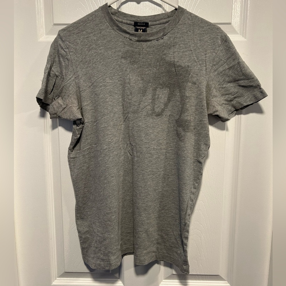 Abercrombie & Fitch graphic tee